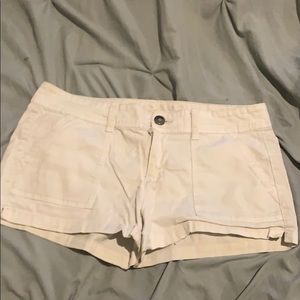 Women’s white short shorts